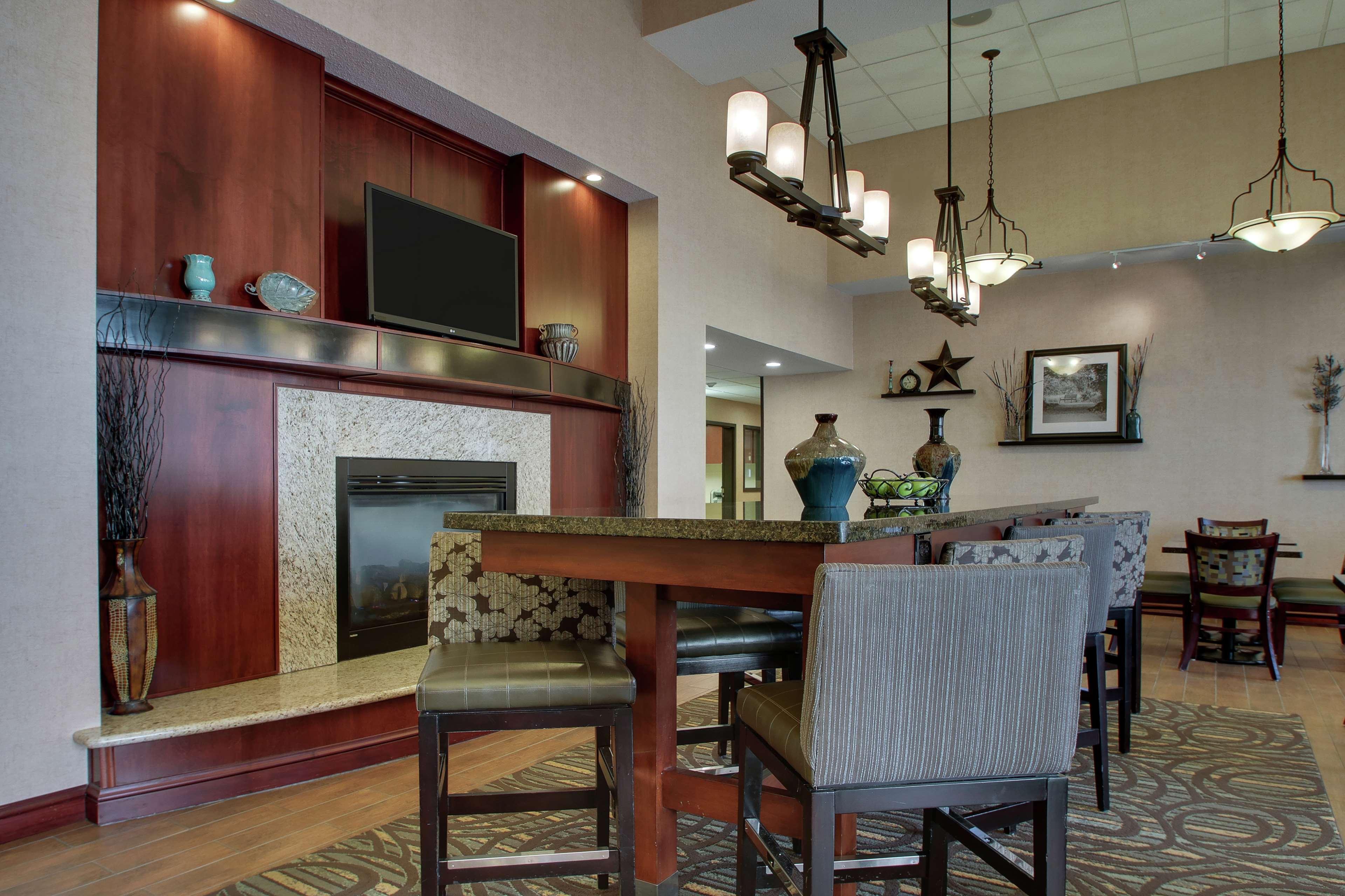 Hotel Hampton & Denver
