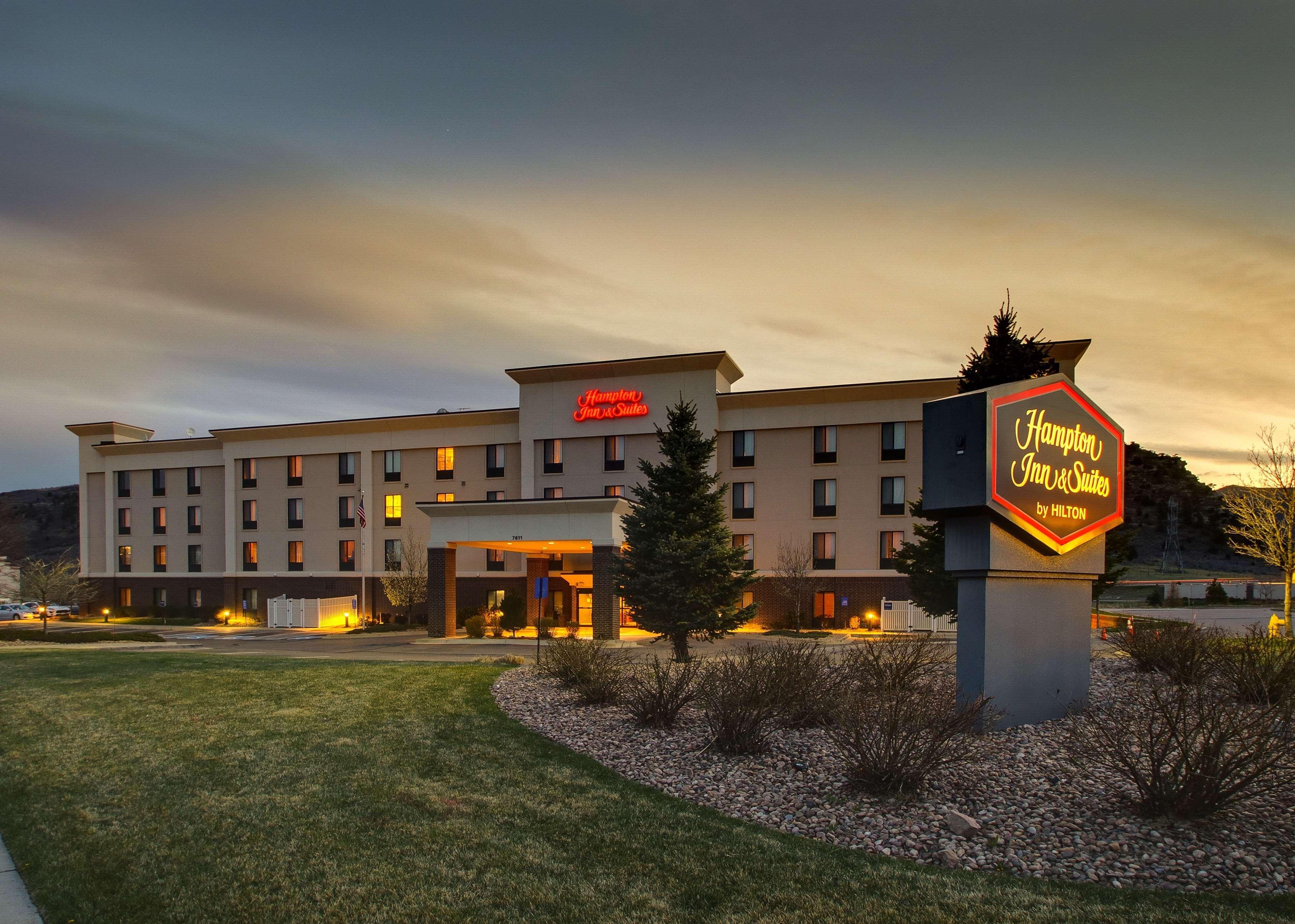 Hampton & Denver Hotel