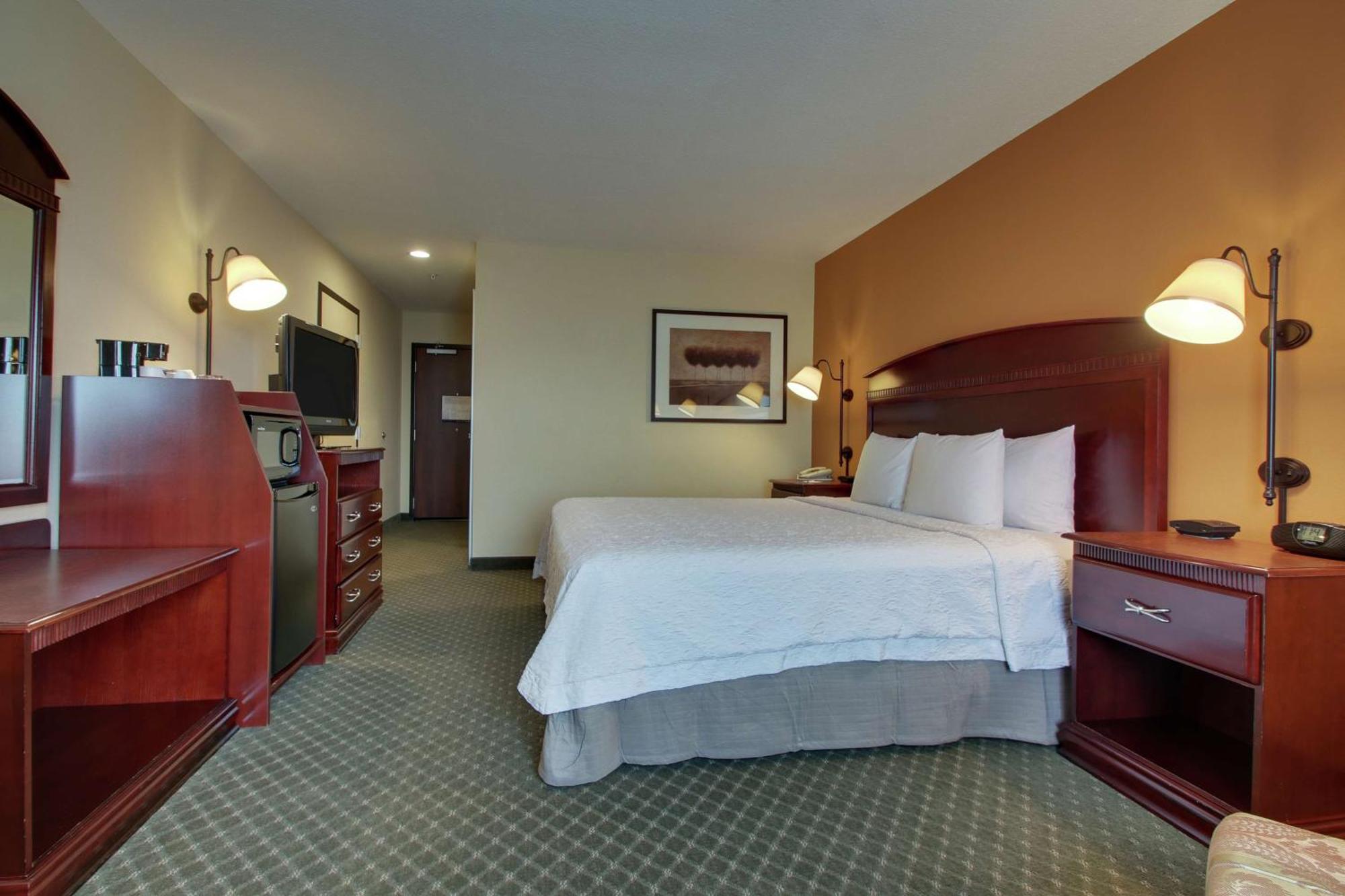 Hotel Hampton & Denver 3*